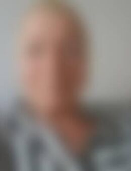 Fri*** - Frankfurt (Main)