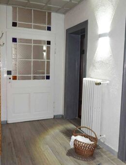 4-Zi.-Eigentumswohnung mit Aussicht in Blankenburg / 98 m² / DG = 2.OG / kaum Schrägen / Kamin / guter Zustand! - Blankenburg (Harz)