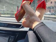 Möchte gerne einer Frau in mein Auto die Füße liebkosen und massieren - Leverkusen Zentrum