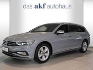 VW Passat Variant 2.0 TDI DSG Elegance-Navi*AHK*Kam - Schwerte (Hansestadt an der Ruhr)