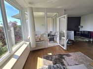 Attraktiver Flachdach-Bungalow in Sonnenlage, ruhig + herrl. Fernblick & kleinem hübschen Garten - Bad Soden (Taunus)