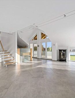 Großzügige Galeriewohnung in schöner Lage von Trossingen - Trossingen