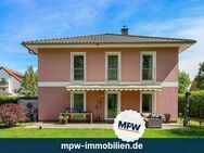Ihr neues Wohlfühlzuhause: Moderne Stadtvilla mit traumhaften Grundstück - Schöneiche (Berlin)