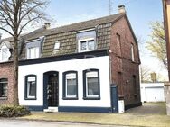 Attraktives Investment: Zentral gelegenes 3-Parteien-Haus in Uedem - Uedem