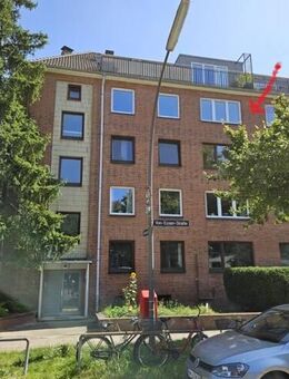 Erstbezug nach Sanierung: : 4-Zi.-Wohnung, 3.OG, mit Balkon zum Eilbekkanal - Hamburg