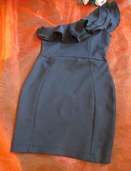 NEU * Volant * One Shoulder * Cocktail * Abend * Ausgeh * Ball * Bodycon * Mini- KLEID "jane norman" Gr. 36, 38- 40/ S- M * schwarz * Gothic * - Riedlingen