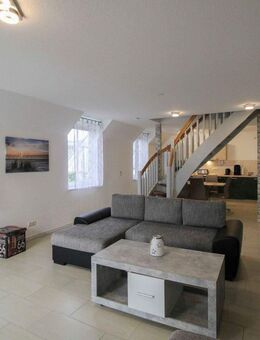 Charmante Maisonettewohnung mit Hafenblick in Wiek auf Rügen - ideal für Eigennutzer & Vermieter - Wiek