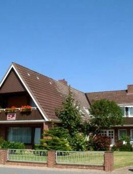 Provisionsfrei + Eigenland: 21/2-Zimmer-EG Wohnung mit sonnigem Terrasse in sehr ruhiger Wohnlage in Büsum, ca. 1,4 km zum Strand zu verkaufen." - Büsum