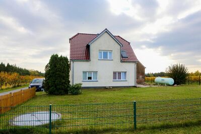 Saniertes EFH mit viel Nebengelass direkt am Weinberg