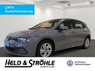 VW Golf, 1.0 TSI 8 Life APP, Jahr 2024 - Neu Ulm