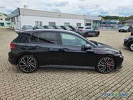 VW Golf, 2.0 VIII Lim GTI Clubsport 19, Jahr 2023 - Heideck