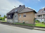 Eigentumswohnung mit 5 ZKB, Wintergarten, Garage und eigenem Grundstück in Hammenstedt - Northeim