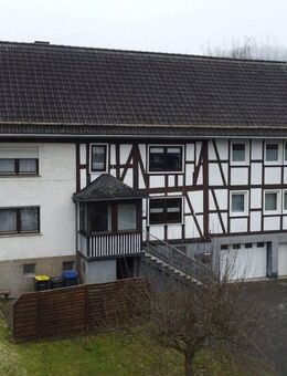 Großes Wohnhaus in herrlich-ruhiger Lage von Bad Berleburg-Elsoff - Bad Berleburg