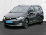 VW Touran, 2.0 TDI Highline, Jahr 2020 - Langenhagen