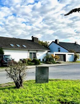 EFH, 2DHH oder 3 Wohnungen: außergewöhnlich flexibel & solide, breites Grundstück, großes Potential - Aachen