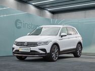 VW Tiguan, 2.0 TDI ELEGANCE LM20 IQ LIGHT, Jahr 2022 - München