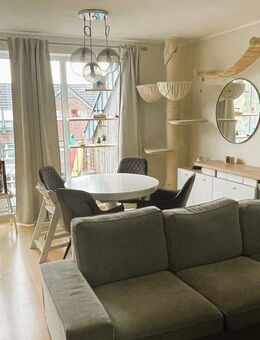 Moderne 3-RAUM-MAISONETTE MIT SÜD-BALKON & STELLPLATZ - Meerbusch