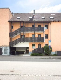 Schmankerl! Großzügig geschnittene 2,5-Zimmer-Eigentumswohnung mit Süd-Balkon in Innenstadtlage - Freising