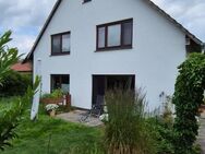 Erdgeschosswohnung in einem 2-Familienhaus in schöner Lage von Seevetal Helmstorf - Seevetal