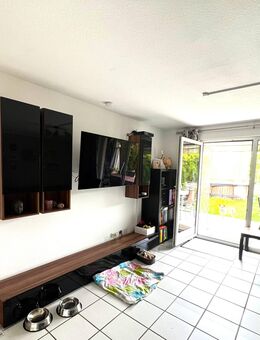 3-Zimmer-Wohnung mit Terrasse und Garten, 2 Carport-Stellplätze in ruhiger Lage in Höhenberg in 92318 Neumarkt - Neumarkt (Oberpfalz)