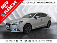 Mazda 3, 120 Nakama RKAM, Jahr 2016 - Berlin