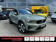 Volvo XC40, B3 B Core BusinessPak, Jahr 2022 - Potsdam