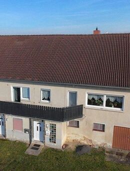 Freistehendes Zweifamilienhaus mit großem Garten im OT von Borken - Borken (Hessen)