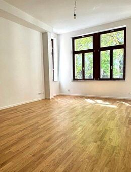 Altstadtnah & hochwertig: 3-Raum-Erstbezug mit Einbauküche & Balkon - Halle (Saale)