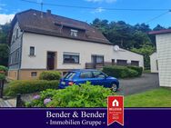 Gepflegtes Wohnhaus mit diversen Nebengebäuden und großem Grundstück! - Puderbach