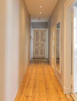 Altbautraum mitten in Schöneberg- hohe Decken, Originaldielen & viel Licht! - Berlin