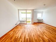 *Helles und großzügiges Apartment mit Balkon im 9. Stock!* - München