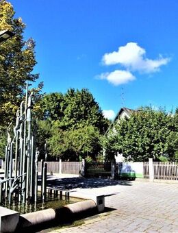 **Investieren Sie in einen tollen Sachwert** MFH mit Einzelhaus + Garage/Stellpl. Neufahrn (S1)** - Neufahrn (Freising)