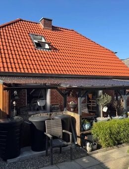 Frisch modernisiert - charmantes Einfamilienhaus mit idyllischem Flair im Herzen des Ortes! - Burg (Dithmarschen)