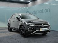 VW T-Roc, 1.5 TSI Black Style, Jahr 2024 - München