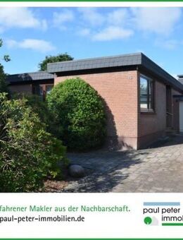 Architekten-Bungalow mit Teilkeller und Garage in ruhiger Lage in Neumünster-Gartenstadt - Neumünster