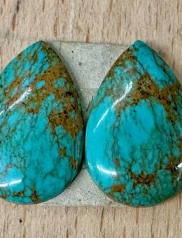 2 Türkis Cabochons In Tropfenform als Paar geschliffen 22x14 mm - Köln