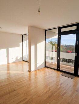 Erbbaurecht - lichtdurchflutete Wohnung mit wunderschönem Ausblick in Schwabing - München