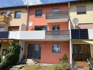 GRANDIOSER AUSBLICK - Reihenmittelhaus mit Garten und Garage - Treuchtlingen