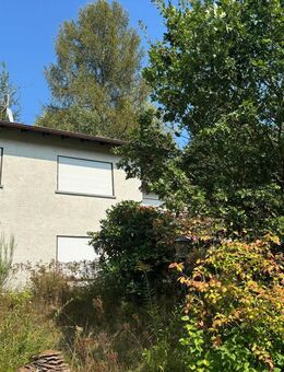 Charmantes Einfamilienhaus mit Balkon, Terrasse und traumhaftem Weitblick in Jossgrund-Pfaffenhausen - Jossgrund