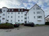 Geräumige 2-Zimmer-Wohnung mit Tiefgaragenstellplatz und Balkon - Babenhausen (Bayern)