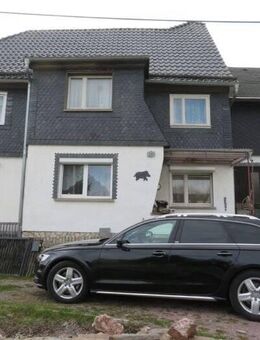 Großes freistehendes Einfamilienhaus am Ortsrand von Barigau - Oberhain