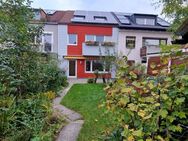 Bezugsfrei! Großer Garten! Charmantes Reihenmittelhaus zum verlieben! - Puchheim