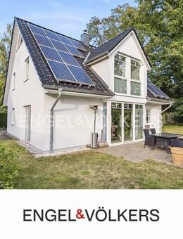 Stilvolles Einfamilienhaus mit Photovoltaik und Wärmepumpe in ruhiger Lage - Ammersbek