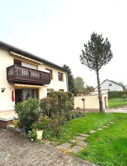 Geräumige 3-Zimmer Wohnung in absolut ruhiger Lage nahe Golfplatz Eschenried - Bergkirchen