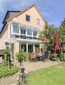 Willkommen! Ihr Gestaltungstraum in Oberursel-Oberstedten - Doppelhaushälfte in ruhiger Lage - Oberursel (Taunus)