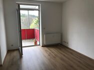 1 Raum Wohnung, Küche, Abstellraum, Flur (WE 16) mit Balkon in 08606 Oelsnitz - Oelsnitz