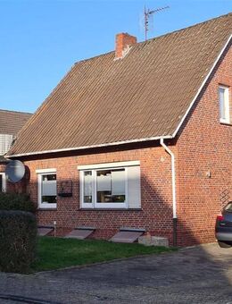 ''RESERVIERT''' Einfamilienhaus mit separater Ein-Raum-Wohnung in Varel - Varel