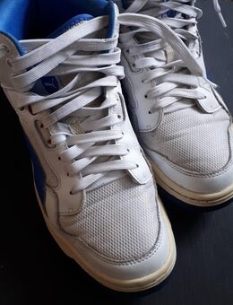 PUMA High Mid Sneaker Gr.41 Weiß/Blau/Rot - München