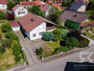 Charmantes Einfamilienhaus mit großem Garten, Garage und vielseitigem Potenzial in Schönthal - Schönthal