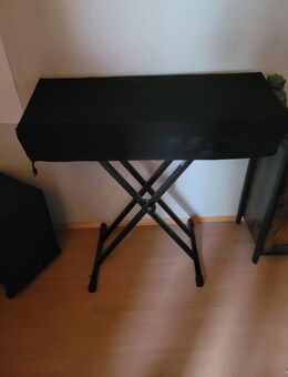 Keyboard PSR-473 - Billigheim